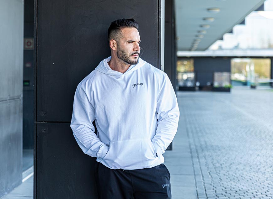 HOODIE ESSENTIALS - Great I Am