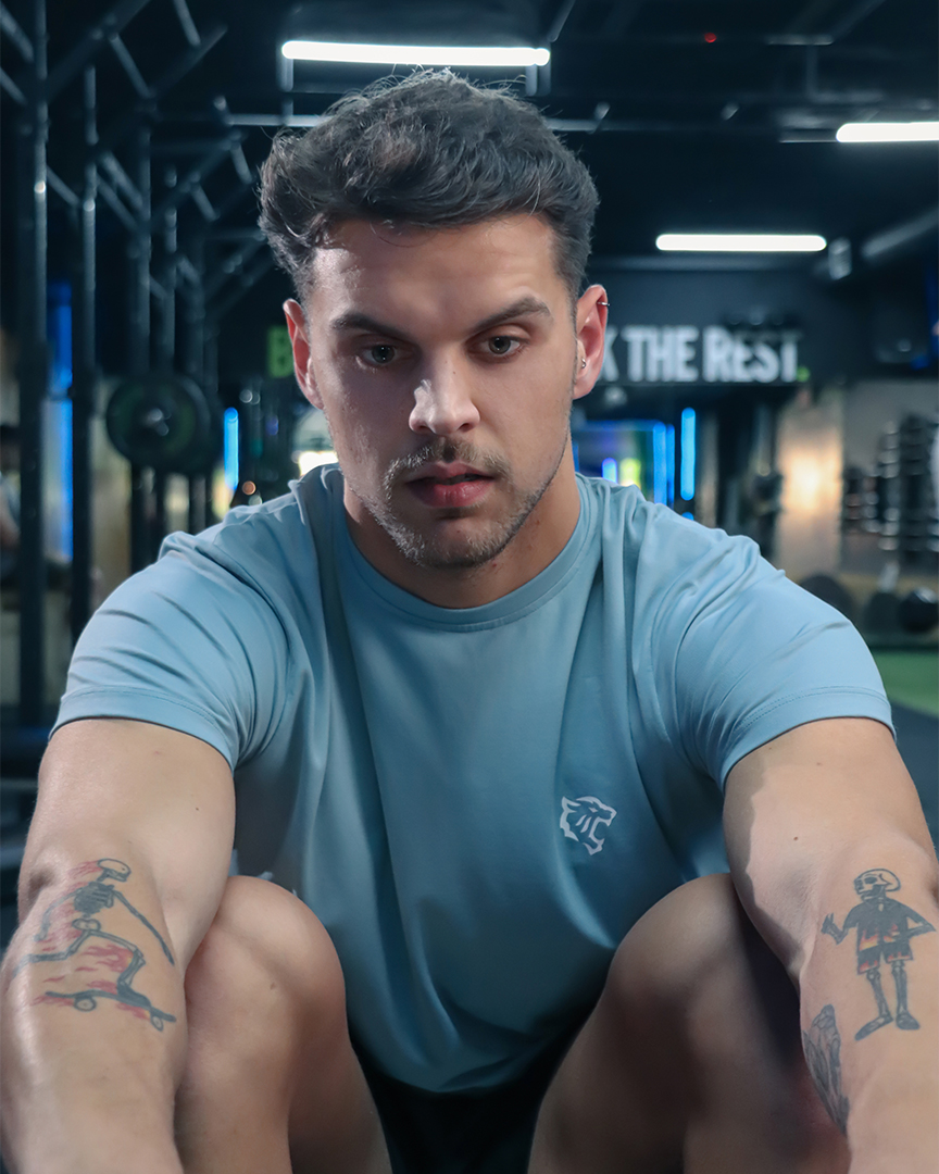 ATHLETICS FORM T-SHIRT - Great I Am