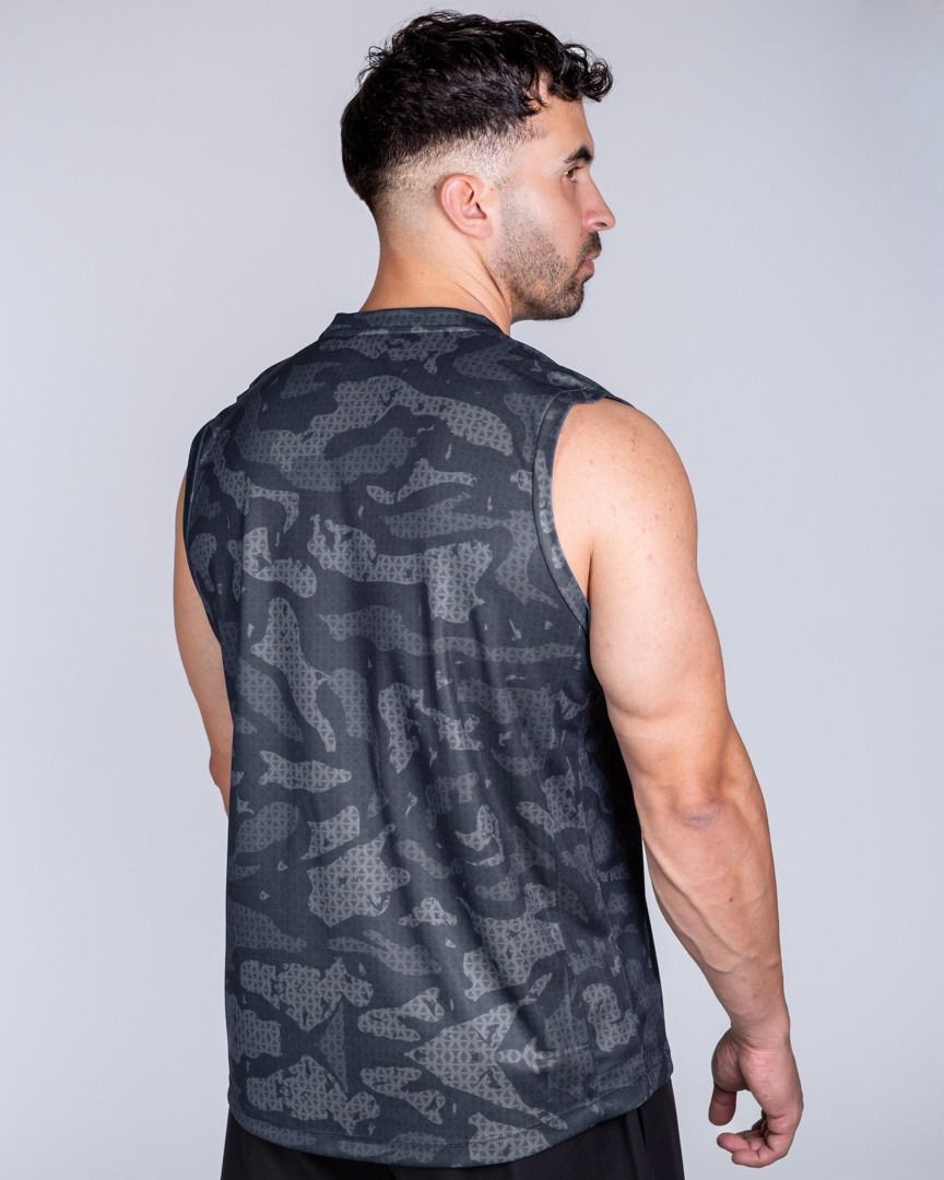 Alternative view of MUSCLE FIT TANKTOP CAMO