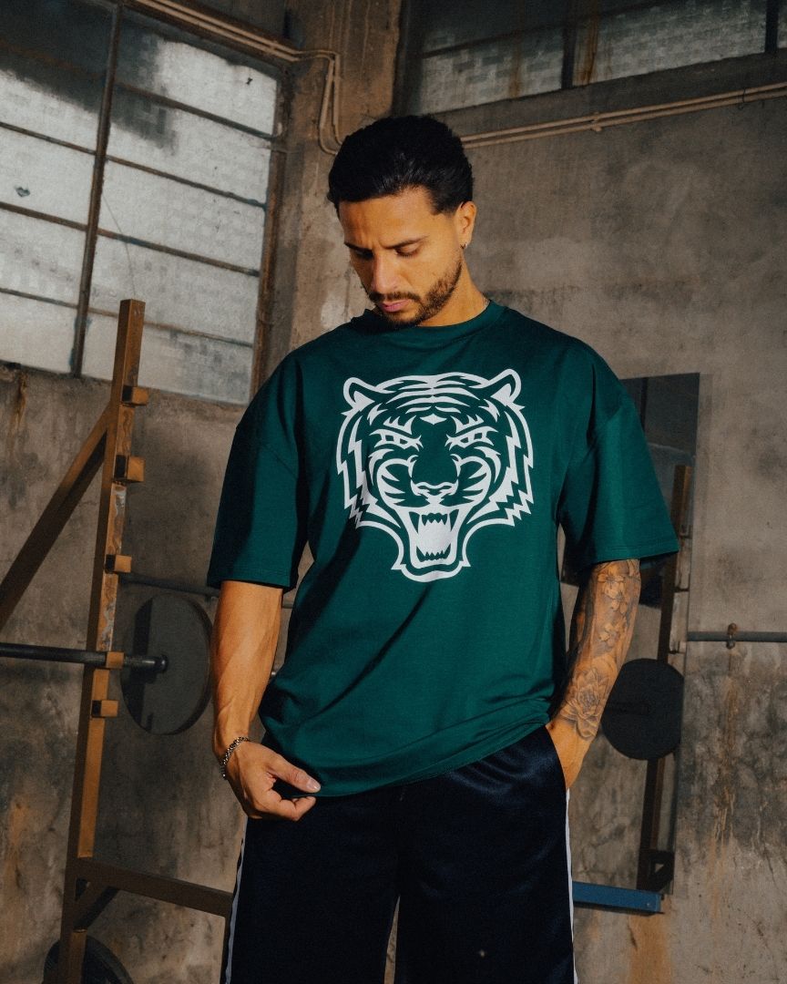 OVERSIZED T-SHIRT TIGER ESSENTIAL GREEN - Great I Am