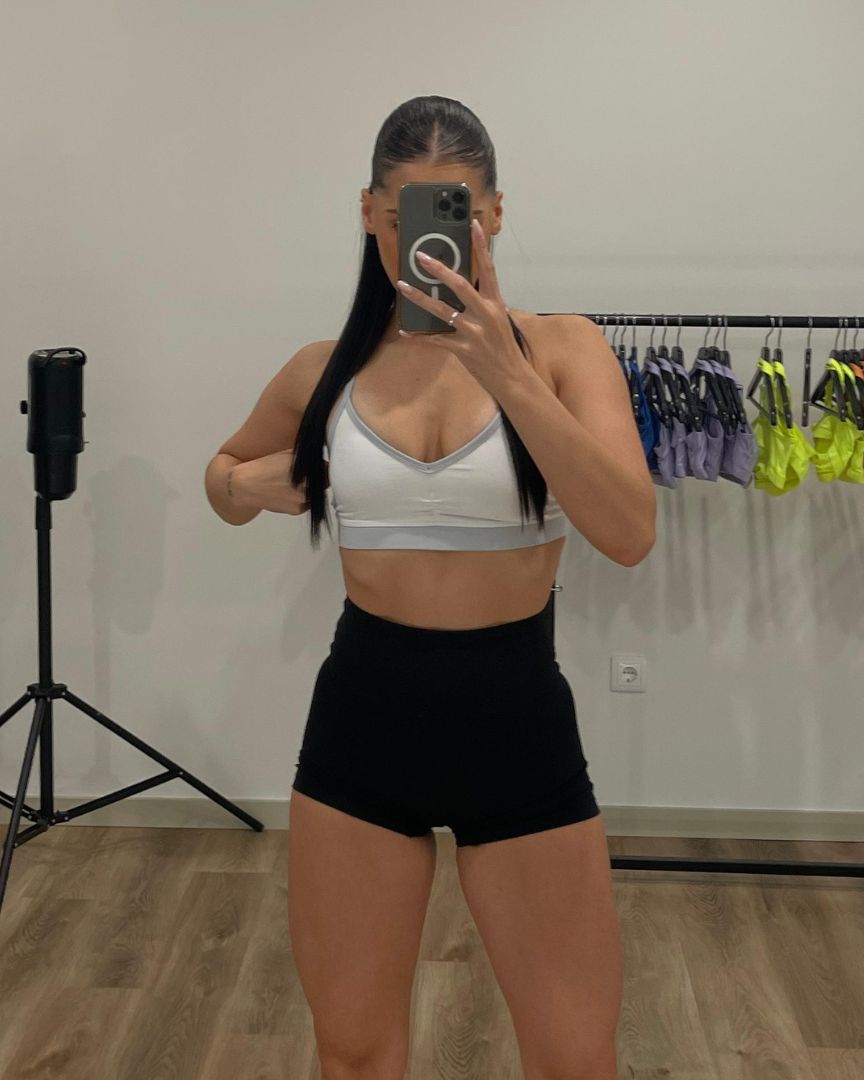 @_marianamonteiro_