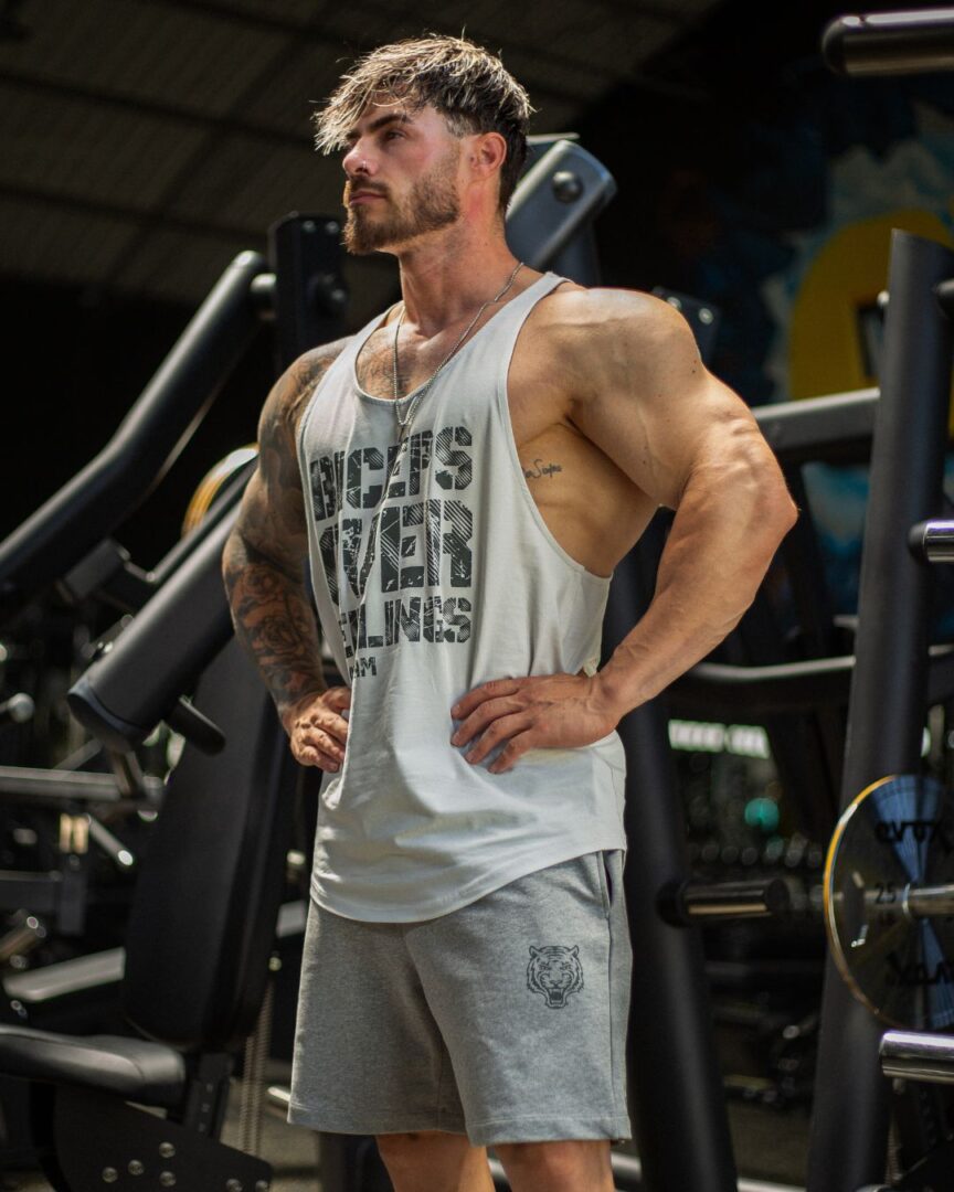 STRINGER BICEPS OVER FEELINGS GREY - Great I Am